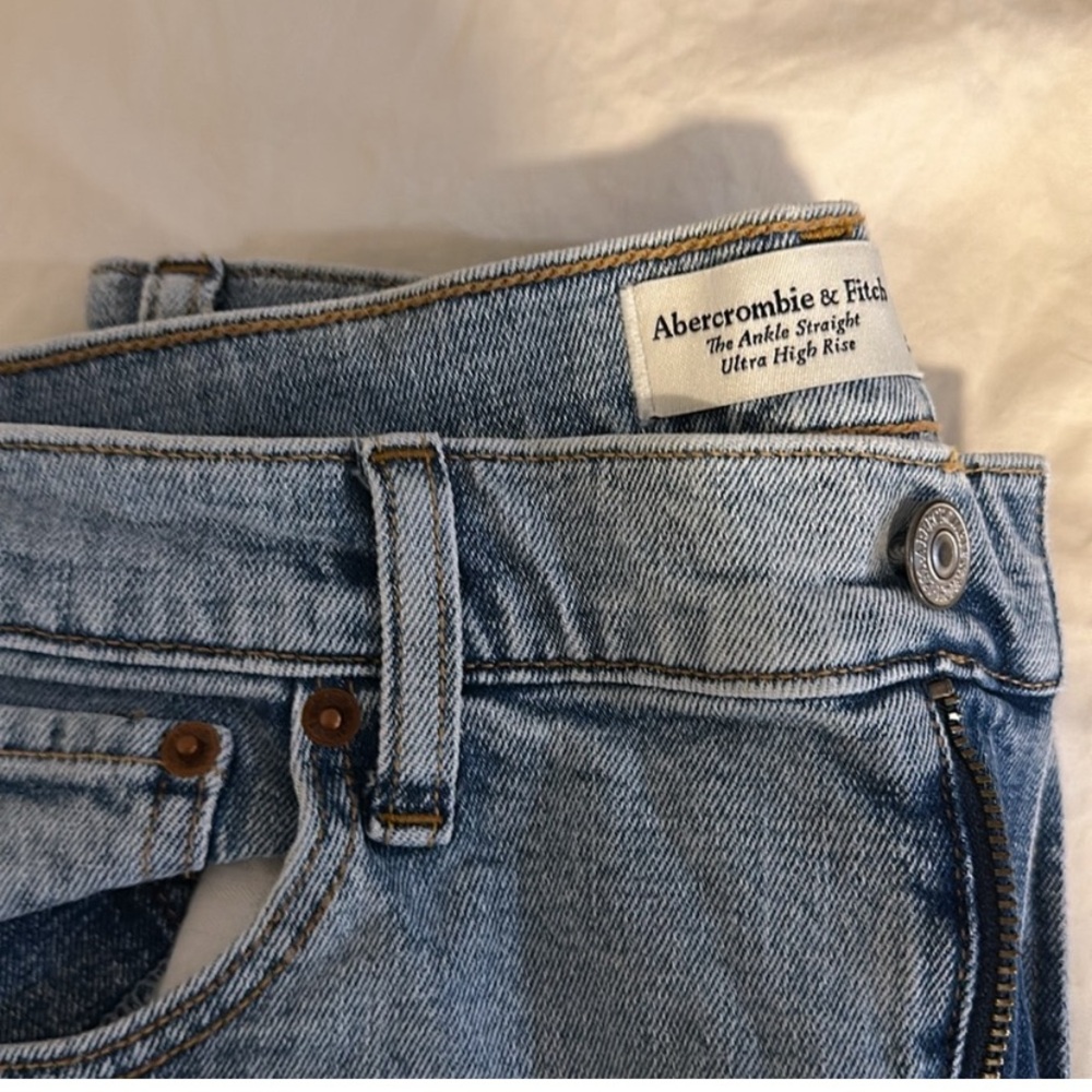 Abercrombie Women’s Straight Ankle Jeans size 6/28R - Picture 6 of 6